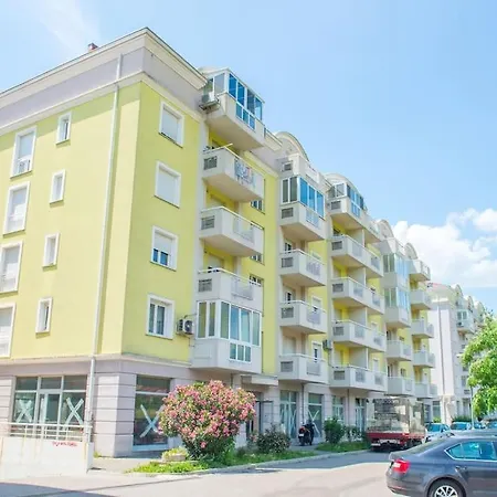Apartman Sunrise Apartment *